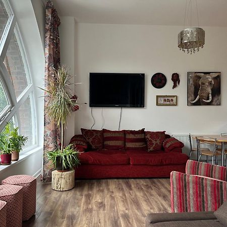 Stunning 2 Bedroom Apartment Glasgow Exterior photo